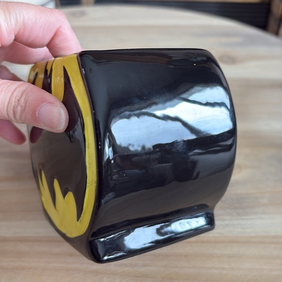 DC COMICS BATMAN LOGO 20OZ JUMBO Ceramic Coffee MUG - Picture 4 of 5